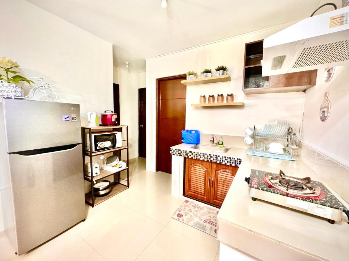 Fully Furnished Apartment With Netflix And Wifi 八打雁 外观 照片