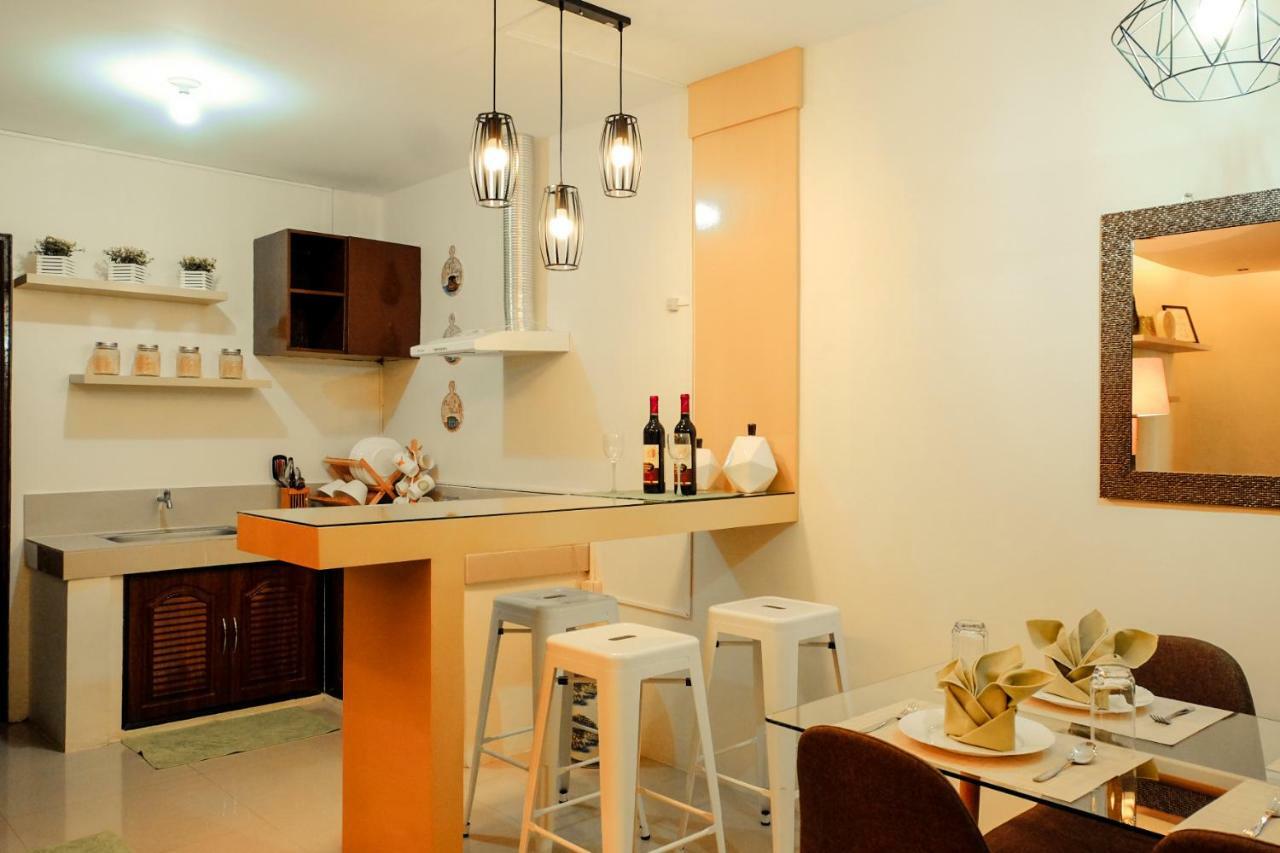 Fully Furnished Apartment With Netflix And Wifi 八打雁 外观 照片